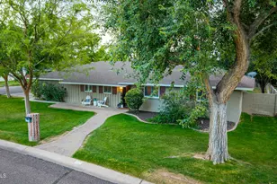 611 E Nicolet Ave, Phoenix, AZ 85020 - Photo 12