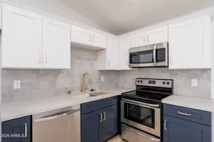 3645 N 71st Ave, Phoenix, AZ 85033 - Photo 12