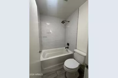 5525 E Thomas Road #R8, Phoenix, AZ 85018 - Photo 12