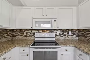 1948 E Carla Vista Dr, Chandler, AZ 85225 - Photo 18