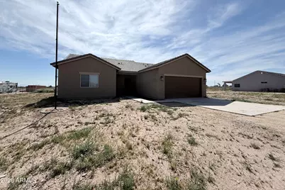 21333 W Sleepy Ranch Road, Wittmann, AZ 85361 - Photo 1