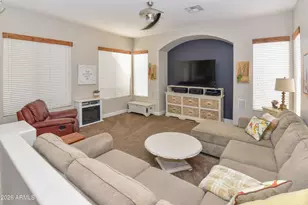 362 E Horseshoe Ave, Gilbert, AZ 85296 - Photo 22