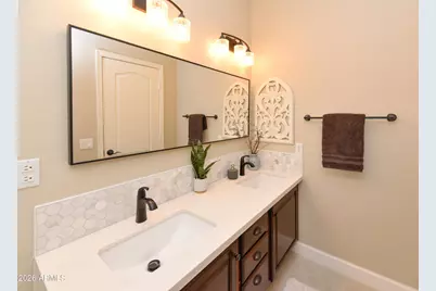 362 E Horseshoe Avenue, Gilbert, AZ 85296 - Photo 36