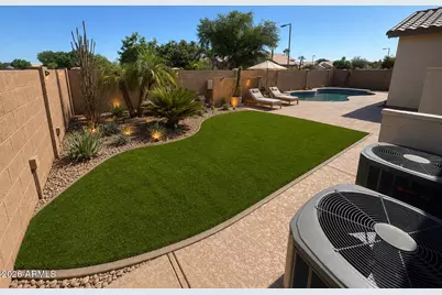 434 E Sheffield Avenue, Gilbert, AZ 85296 - Photo 2