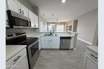 1017 S 5th Avenue, Avondale, AZ 85323 - Photo 8