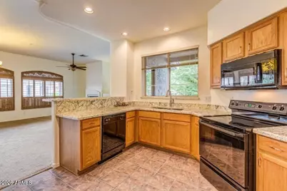 8180 E Shea Boulevard #1067, Scottsdale, AZ 85260 - Photo 6