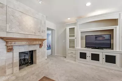 3223 E Weldon Avenue, Phoenix, AZ 85018 - Photo 14