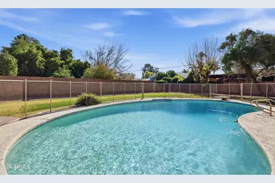 3223 E Weldon Avenue, Phoenix, AZ 85018 - Photo 44