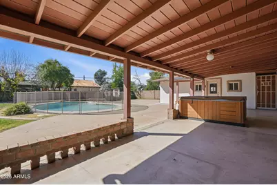 3223 E Weldon Avenue, Phoenix, AZ 85018 - Photo 40
