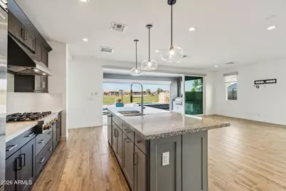11138 N San Clemente Street, Surprise, AZ 85388 - Photo 10