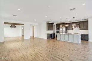 11138 N San Clemente St, Surprise, AZ 85388 - Photo 10