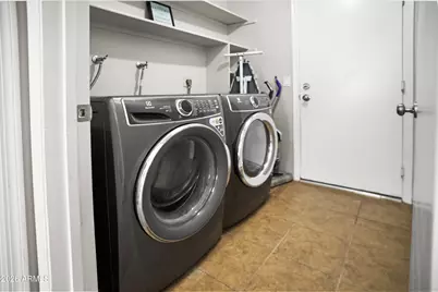 6715 N 81st Drive, Glendale, AZ 85303 - Photo 16