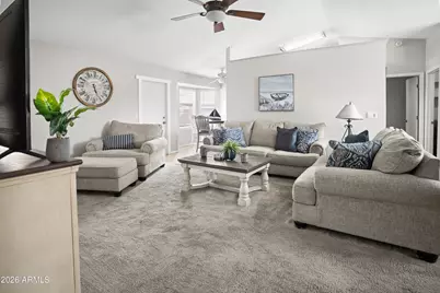 6715 N 81st Drive, Glendale, AZ 85303 - Photo 8