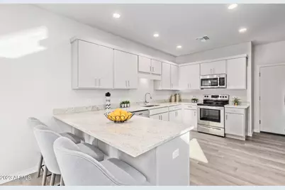 2030 E Michigan Avenue #9, Phoenix, AZ 85022 - Photo 8