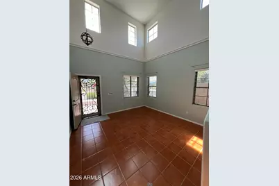 2552 W Saint Catherine Avenue, Phoenix, AZ 85041 - Photo 2