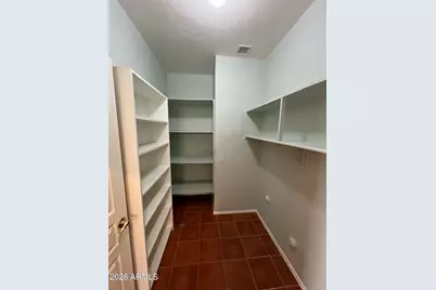 2552 W Saint Catherine Avenue, Phoenix, AZ 85041 - Photo 22