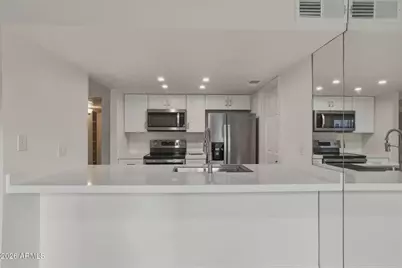 6833 S Jentilly Lane, Tempe, AZ 85283 - Photo 8