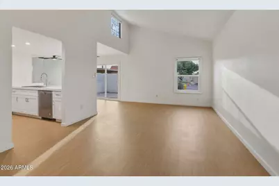 6833 S Jentilly Lane, Tempe, AZ 85283 - Photo 6