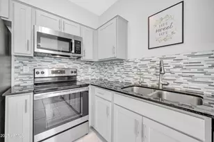 8326 N 22nd Ln, Phoenix, AZ 85021 - Photo 12