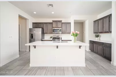 18338 W Getty Drive, Goodyear, AZ 85338 - Photo 4