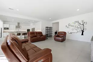 3407 E Valencia Dr, Phoenix, AZ 85042 - Photo 16