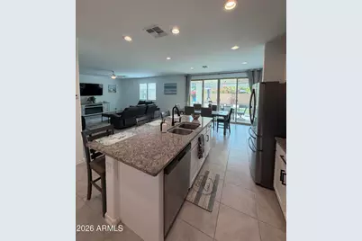 18487 W Ipswitch Way, Surprise, AZ 85374 - Photo 4