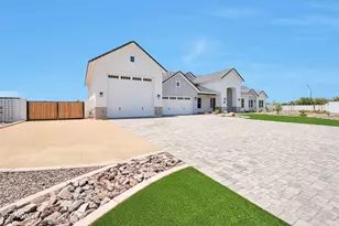 25228 S Star Dr, Queen Creek, AZ 85142 - Photo 32