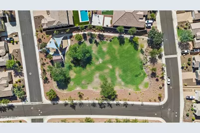 9382 W Louise Drive, Peoria, AZ 85383 - Photo 60