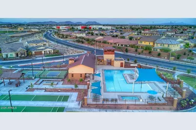 9382 W Louise Drive, Peoria, AZ 85383 - Photo 2