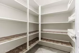 9382 W Louise Dr, Peoria, AZ 85383 - Photo 8