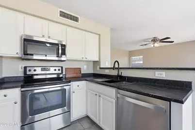 2840 E Wagoner Road, Phoenix, AZ 85032 - Photo 16