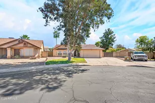 919 N Starling Dr, Gilbert, AZ 85234 - Photo 1