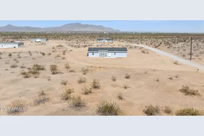 18230 N Meadow Lane Road, Maricopa, AZ 85139 - Photo 32