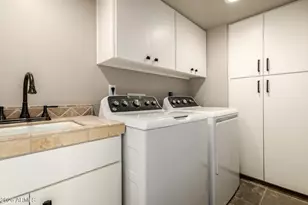 6701 N Scottsdale Rd, Scottsdale, AZ 85250 - Photo 30