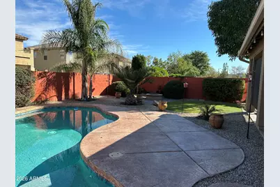14136 W Calavar Road, Surprise, AZ 85379 - Photo 2