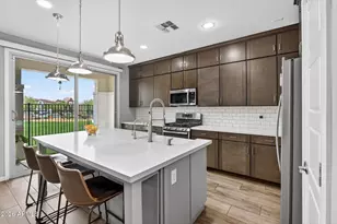 690 N Sparrow Ct, Gilbert, AZ 85234 - Photo 12