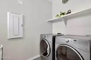 690 N Sparrow Ct, Gilbert, AZ 85234 - Photo 42