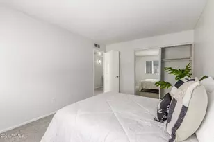 10207 North 8th St, Phoenix, AZ 85020 - Photo 12