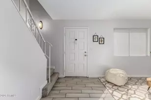 10207 North 8th St, Phoenix, AZ 85020 - Photo 4