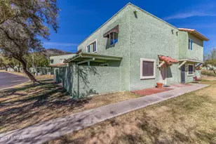 10207 North 8th St, Phoenix, AZ 85020 - Photo 1