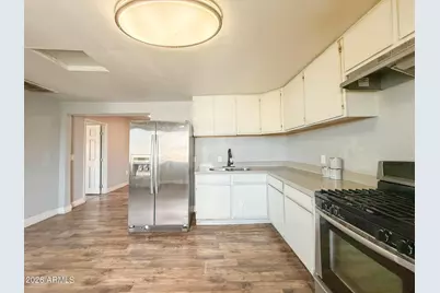 2427 W Yavapai Street #A, Phoenix, AZ 85009 - Photo 8