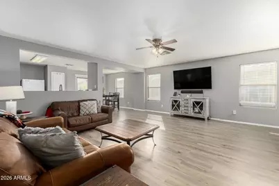 8531 E Kiowa Avenue, Mesa, AZ 85209 - Photo 8