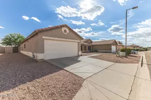 8531 E Kiowa Ave, Mesa, AZ 85209 - Photo 2