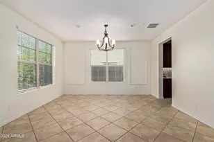 9372 W Louise Dr, Peoria, AZ 85383 - Photo 2