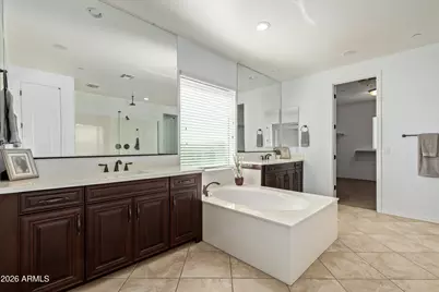 9372 W Louise Drive, Peoria, AZ 85383 - Photo 12