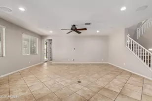 9372 W Louise Dr, Peoria, AZ 85383 - Photo 4