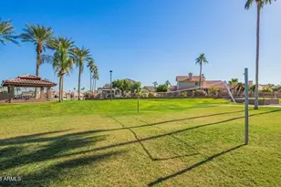 3827 E Glenhaven Dr, Phoenix, AZ 85048 - Photo 32