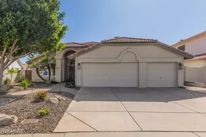 3827 E Glenhaven Drive, Phoenix, AZ 85048 - Photo 2