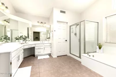 3827 E Glenhaven Drive, Phoenix, AZ 85048 - Photo 14