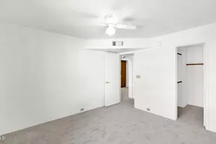 7557 N Dreamy Draw Dr, Phoenix, AZ 85020 - Photo 12